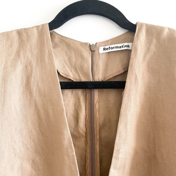 Reformation Short Sleeve Linen Dress - Picture 4 of 12